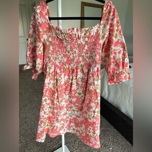 Chic Floral Smocked Blouse in Pink